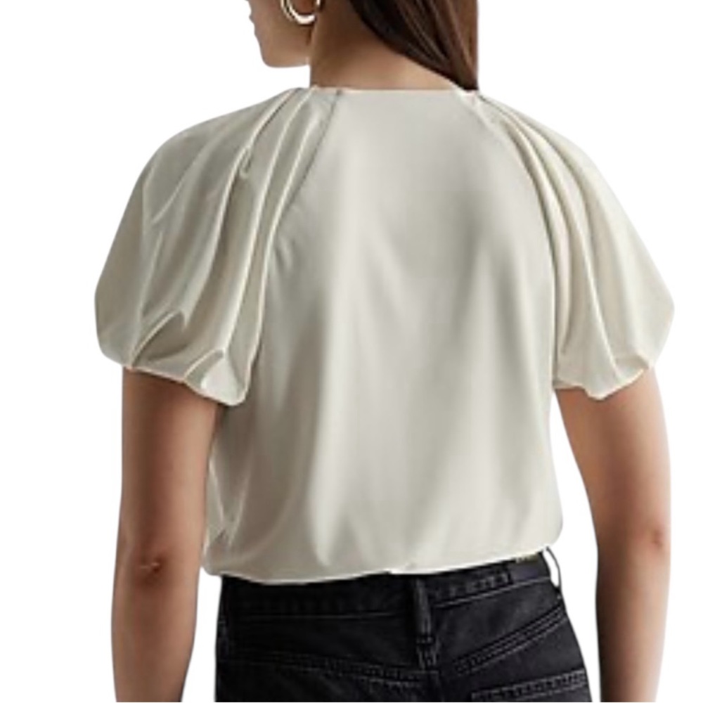NWT Express Ivory Crewneck Puff Sleeve Bodysuit, Size Medium, Closet Stapel - Picture 3 of 9